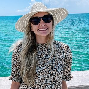 Meet your Posher, Virginia